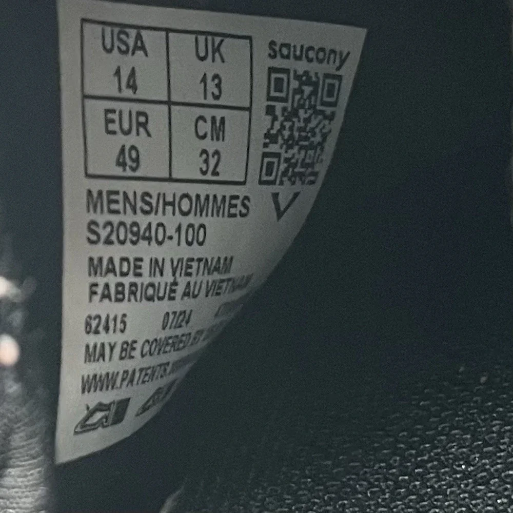 Saucony Sneakers Mens 14 Endorphin‎ Speed 4 S20940-100 Black Running Gym Shoes